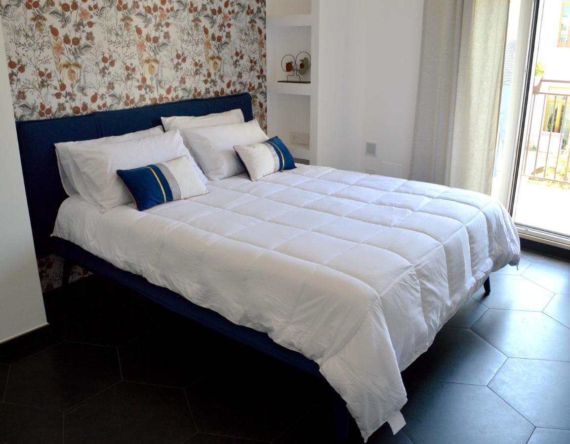 Kairos Apartment *